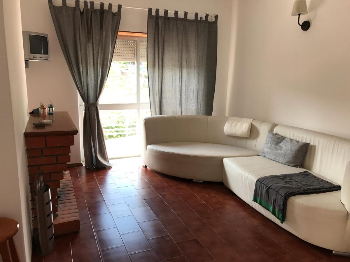 Europa Apart Bed & Breakfast Castanheira de Pera Exterior photo