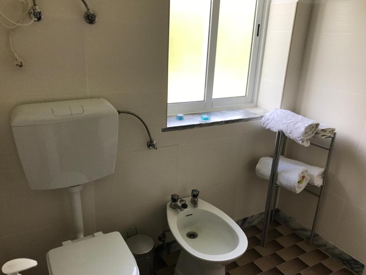 Europa Apart Bed & Breakfast Castanheira de Pera Exterior photo